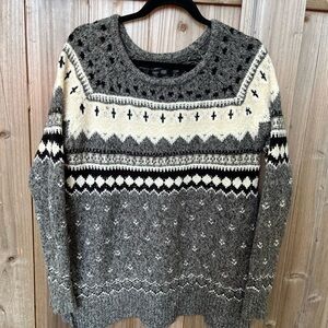 American Eagle Outfitters Gray and Cream Crewneck Sweater Fair Isle